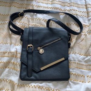 Black messenger bag